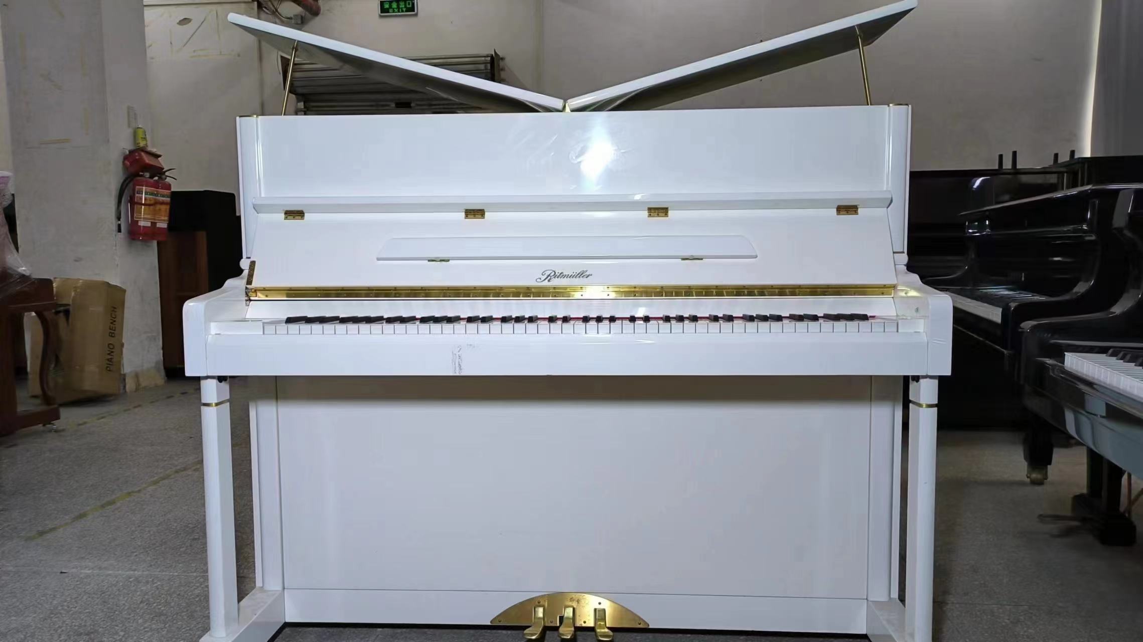 里特米勒钢琴  里特米勒钢琴R2 白色 