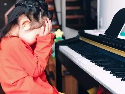 孩子不想练琴怎么办？如何鼓励孩子练习钢琴呢？ 