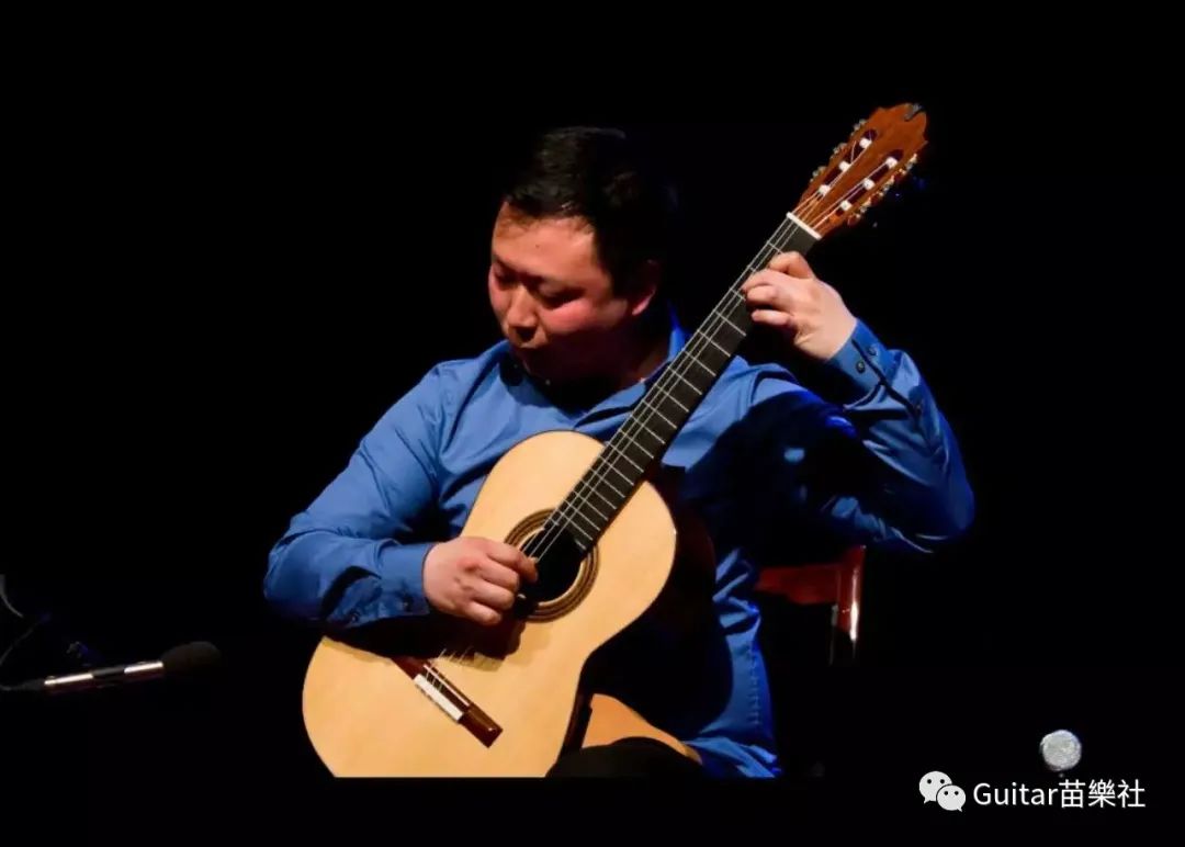 吉他持琴姿势与左右手指代号分享